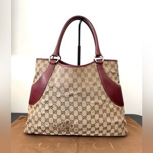 Authentic Gucci GG Canvas Made in Italy 1130116-203118